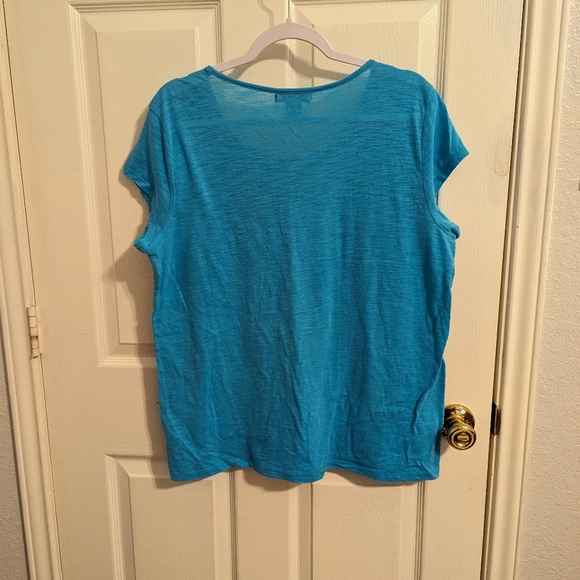 ✨3/$15✨ Liz Claiborne Women's Top - Picture 4 of 14